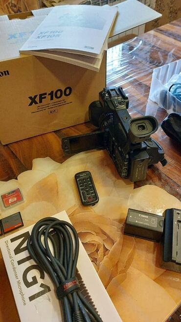 Videokameralar: Canon XF100 və aksesuarları: Əlavə tripod, Əlavə yaddaş kartları(3 -da lalafo.az — 3 Videokameralar: Canon XF100 və aksesuarları: Əlavə tripod, Əlavə yaddaş kartları(3 — 3