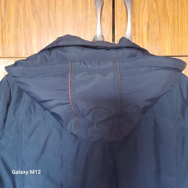 Пуховики и зимние куртки: Пуховик, Длинная модель, Стеганый, С капюшоном at lalafo.kg — 3 Пуховики и зимние куртки: Пуховик, Длинная модель, Стеганый, С капюшоном — 3