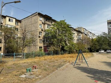 104 серия квартиры: 2 комнаты, 45 м², 104 серия, 2 этаж, Старый ремонт