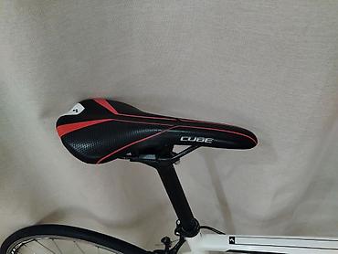Şosse velosipedləri: Cube Attain Pro modeli yüngül Fulcrum disklərə malikdir. Alüminium — 6