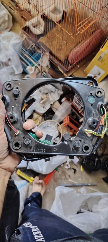 Digər avtomobil ehtiyat hissələri: W 210 bezı seyler var munasıb qıymete vali dınama ucun amontka komur -da lalafo.az — 3 Digər avtomobil ehtiyat hissələri: W 210 bezı seyler var munasıb qıymete vali dınama ucun amontka komur — 3