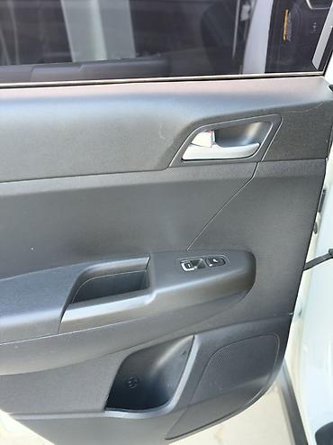 Kia: Kia Sportage: 2019 г., Дизель, Кроссовер — 9