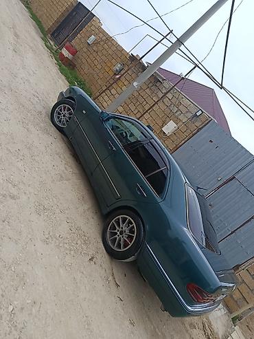 mercedes cl220: Mercedes-Benz E 220: 2.2 l | 1999 il Sedan — 10