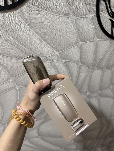 Qəlyan, vayp və aksesuarları: Ploom X Advanced – tütün qızdırma cihazı Bu məhsul bizə hədiyyə — 4