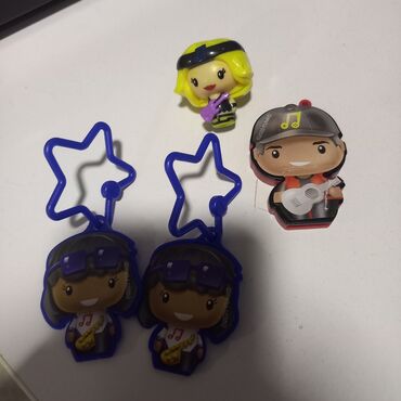 бизи домик: Набор небольших игрушек-фигурок. игрушки с киндеров из разных серий