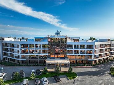 Иссык-Куль 2026: Таунхаус, Baytur Resort & Spa ЦО Baytur Resort & Spa, Бостери, Детская площадка, Парковка, стоянка, Охраняемая территория — 4