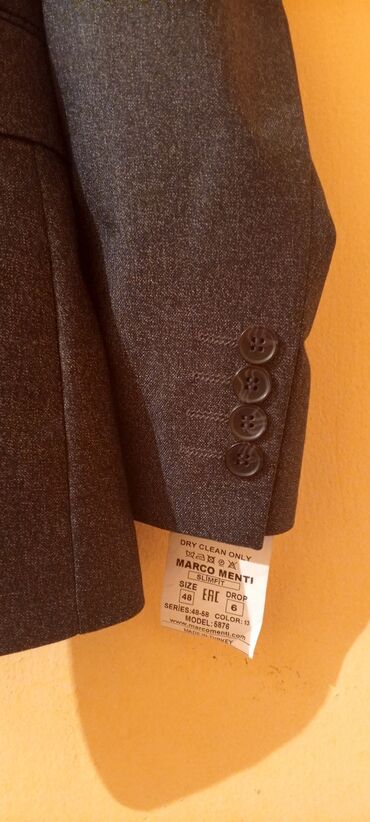 Kostyumlar: Kişi kostyumu – üç hissəli dəst - Rəng: tünd boz (melanj effektli) - — 10