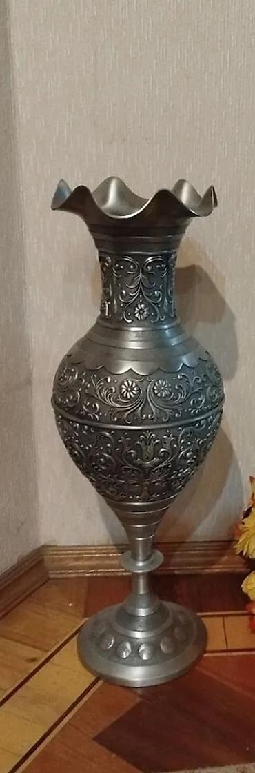 Ev üçün dekor: Bir vaza, Metal — 3