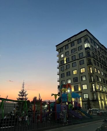 фучик жибек жолу: 1 комната, 36 м², Элитка, 2 этаж, Дизайнерский ремонт