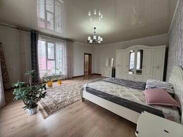 Долгосрочная аренда домов: 250 м², 4 комнаты — 1