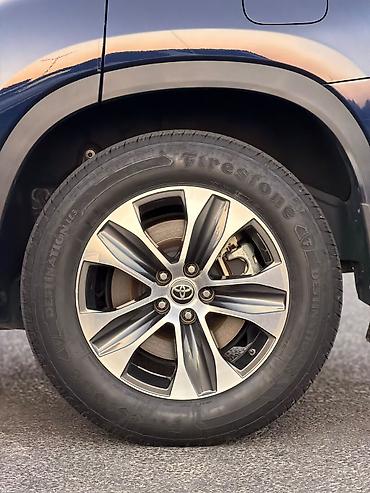 eafc 25: Toyota Highlander: 2021 г., 2.5 л, Автомат, Гибрид, Седан — 7