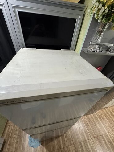 Soyuducular: İşlənmiş 3 qapılı Soyuducu Satılır, Təkərli -da lalafo.az — 8 Soyuducular: İşlənmiş 3 qapılı Soyuducu Satılır, Təkərli — 8