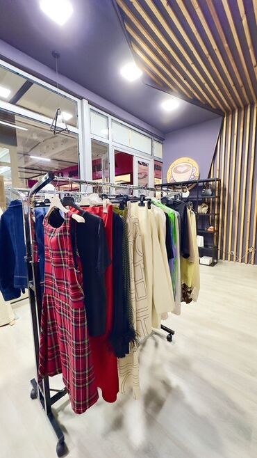 Другая женская одежда: LAVEN — магазин женской одежды и аксессуаров. Продается готовый бизнес — 7