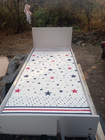 Односпальные кровати: Односпальная кровать, С матрасом, длина - 190 см — 4