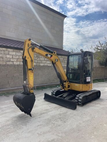 Ekskavatorlar: İdeal vəziyyətdə zavodskoy mini ekskavator — 19