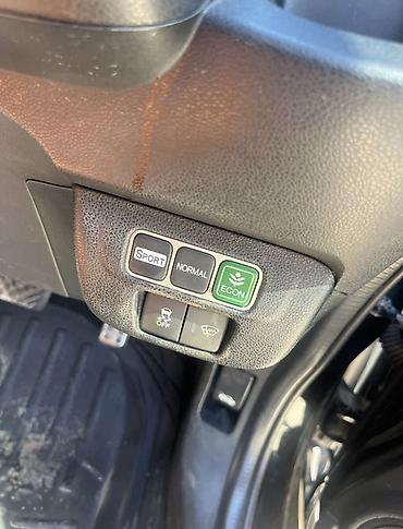 Honda: Honda Fit: 2012 г., Вариатор, Гибрид, Хэтчбэк — 7