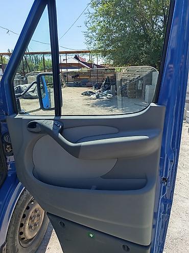 электро кран: Mercedes-Benz Спринтер: 2005 г., 2.7 л, Автомат, Дизель, Бус — 1