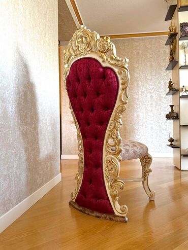 Qonaq otağı dəstləri: İşlənmiş, Masa və oturacaqlar, Jurnal masası, Servant, Türkiyə — 5