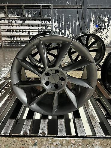 Диски: Литые Диски R 20 Lorinser, Комплект, отверстий - 5, Б/у at lalafo.kg — 24 Диски: Литые Диски R 20 Lorinser, Комплект, отверстий - 5, Б/у — 24