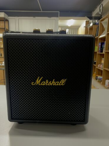 Усилители звука: Колонка Marshall M12 Один из самых мощных колонок 20+ часов