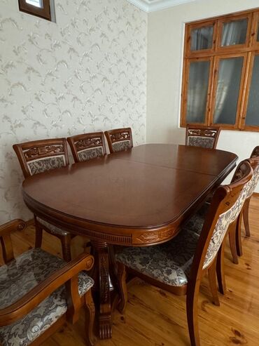 pol taxta: Qonaq otağı üçün, Oval masa, 8 stul