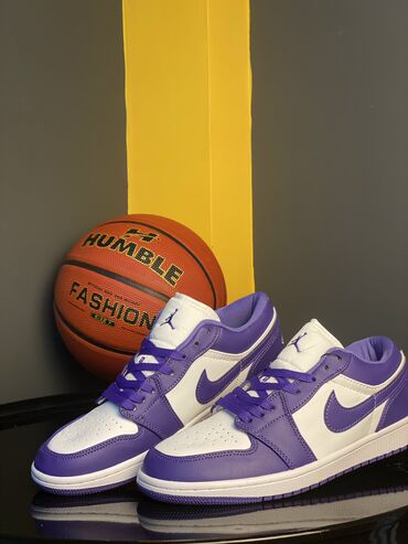 спортивная обувь: Air Jordan Purple 🔥 Цена:3990 Размер: 36-43 Доставка по всему