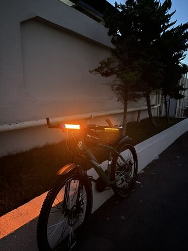 İdman velosipedləri: Dağ velosipedi 26" — 8