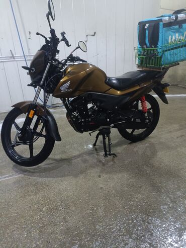 moped 80cc: Honda 150 sm3