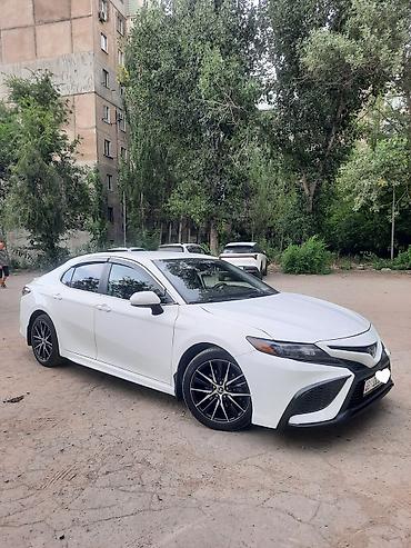 mark 3: Toyota Camry: 2022 г., 2.5 л, Автомат, Бензин, Седан — 1