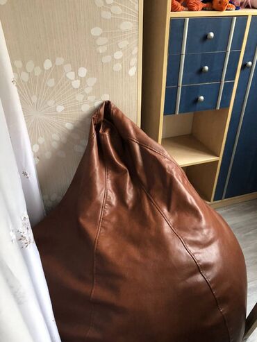 Uzunmüddətli kirayə mənzillər: Gənclik,Ayna Sultanova,heykəlin yaxınlığında,5 mərtəbəli tikilinin — 3