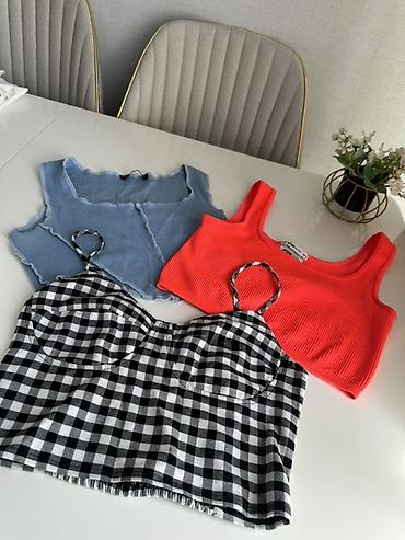 qarin yigan maykalar: Qadınlar 3u bırlıkde 10azn xs olcu - Dəst tərkibi: 3 ədəd crop top - — 1