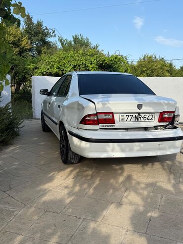 Iran Khodro : 1.7 l | 2020 il 140000 km Sedan