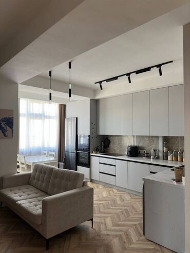 кант продажа квартир: 2 комнаты, 80 м², Элитка, 12 этаж, Дизайнерский ремонт