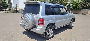 Mitsubishi Pajero: 2 l | 2000 il 27000 km Ofrouder/SUV