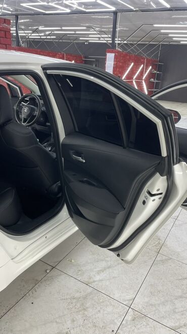 Toyota: Toyota Corolla: 2020 г., 1.2 л, Вариатор, Бензин, Седан — 11