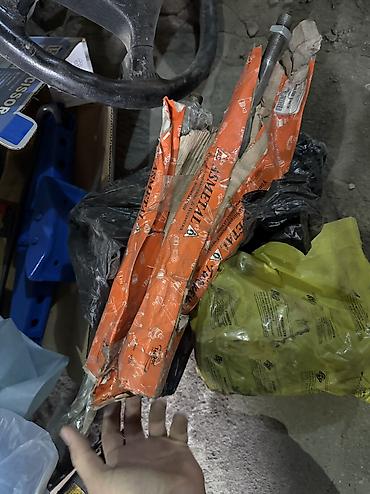 Другие автозапчасти: Распродажа. Из новых амортизаторы пара на Хонда Одиссей-Шатл 1500 — 20