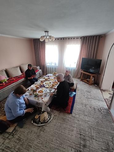 Продажа коттеджей и домов: Дом с двором и хозпостройками - Кирпичный забор, откатные/распашные — 8