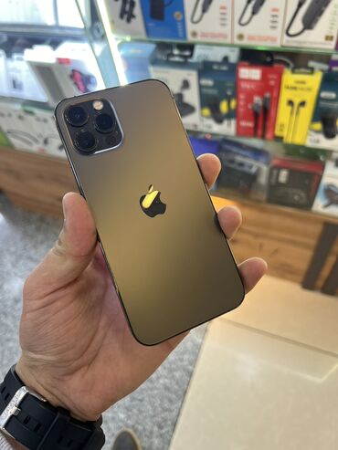 телефон не бу: IPhone 12 Pro, Жаңы, 256 ГБ, Графит, Каптама, Куту, Бөлүп төлөө менен, 75 %