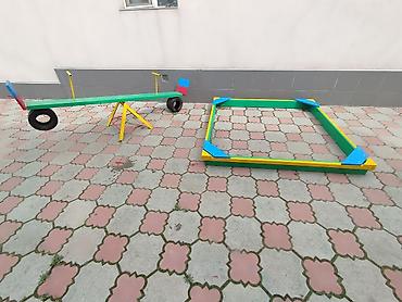 Песочницы: В наличии песочница для детей 
размеры 1.5 на 1.5 . 
Песочница — 11