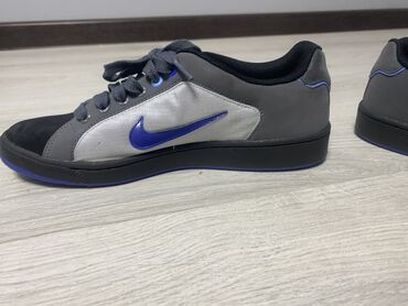 nike air max thea: Мужские кроссовки, 42.5, Nike, Б/у, цвет - Черный, Самовывоз