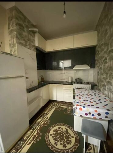 Продажа домов: ПРОДАЁТСЯ 2ком квартира 📍Адрес: во Филармоний 🏢Этажность 1 из 10