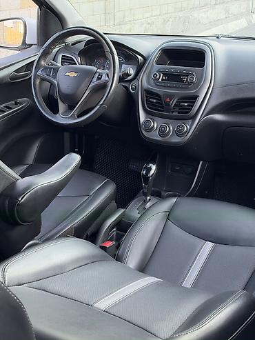 Chevrolet: Chevrolet Spark: 2020 г., 1 л, Вариатор, Бензин, Хэтчбэк — 5