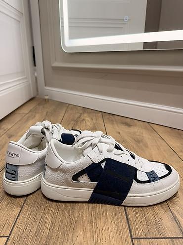 nike tech flecce: Мужские кроссовки, 42, Valentino Garavani, Новый, цвет - Белый, Самовывоз — 1