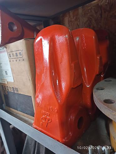 ekskavatör: Ekskavator üçün qaşıq dişi (bucket tooth) – portuqal narıncı rəngli — 6