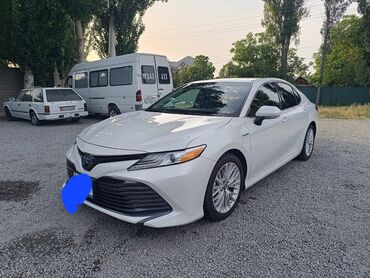 дверные ручки на мерс: Toyota Camry: 2018 г., 2.5 л, Автомат, Гибрид, Седан