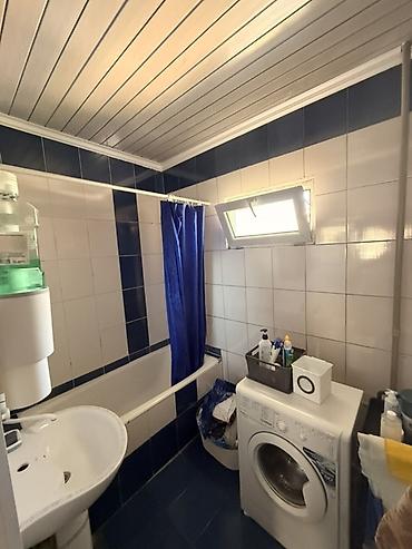 Продажа квартир: 4 комнаты, 83 м², Черёмушки мкр., 3 этаж — 11