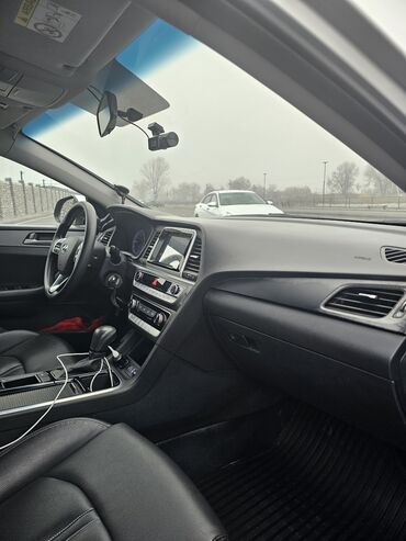 Hyundai: Hyundai Sonata: 2020 г., 2 л, Автомат, Газ, Седан — 12