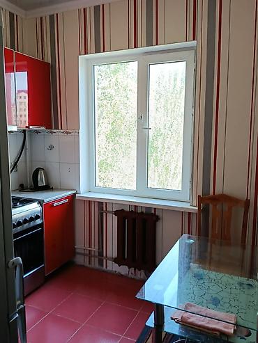 105: 2 комнаты, 54 м², 7 мкр 105 серия, 5 этаж, Косметический ремонт — 5