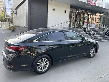 byd song plus: Hyundai Sonata: 2017 г., Газ — 6