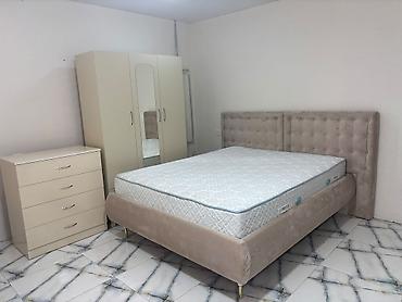 Yataq desti satilir
Qiymət 350azn
Ünvan Həzi Aslanov 
Nika